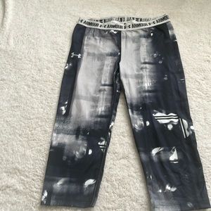 Under Armour capri leggings